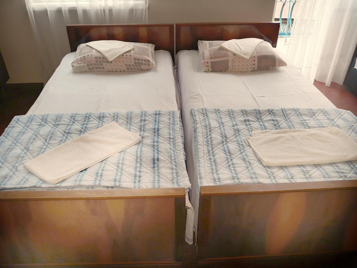 מחינג'אורי Achi Guest House מראה חיצוני תמונה